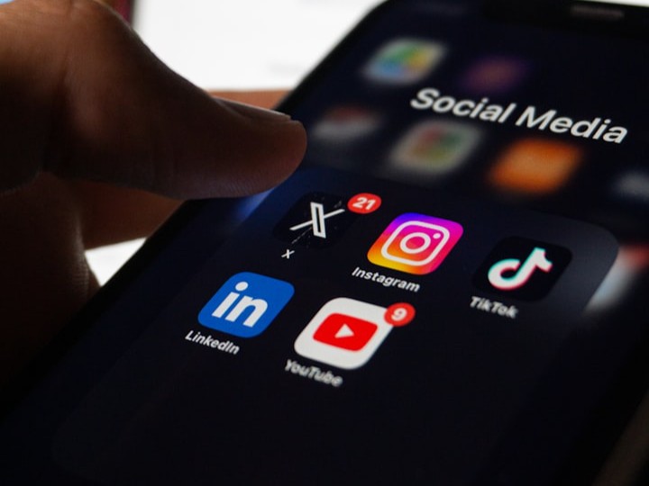 Echipă de producție video marketing și social media